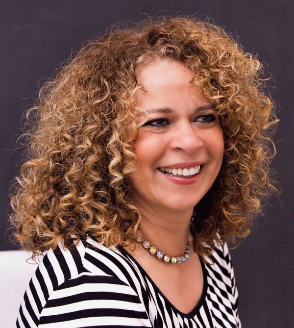 Curly Hairstyles for Women Over 50