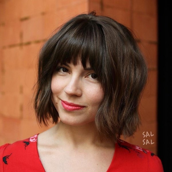 Hairstyles with Bangs for Round Faces